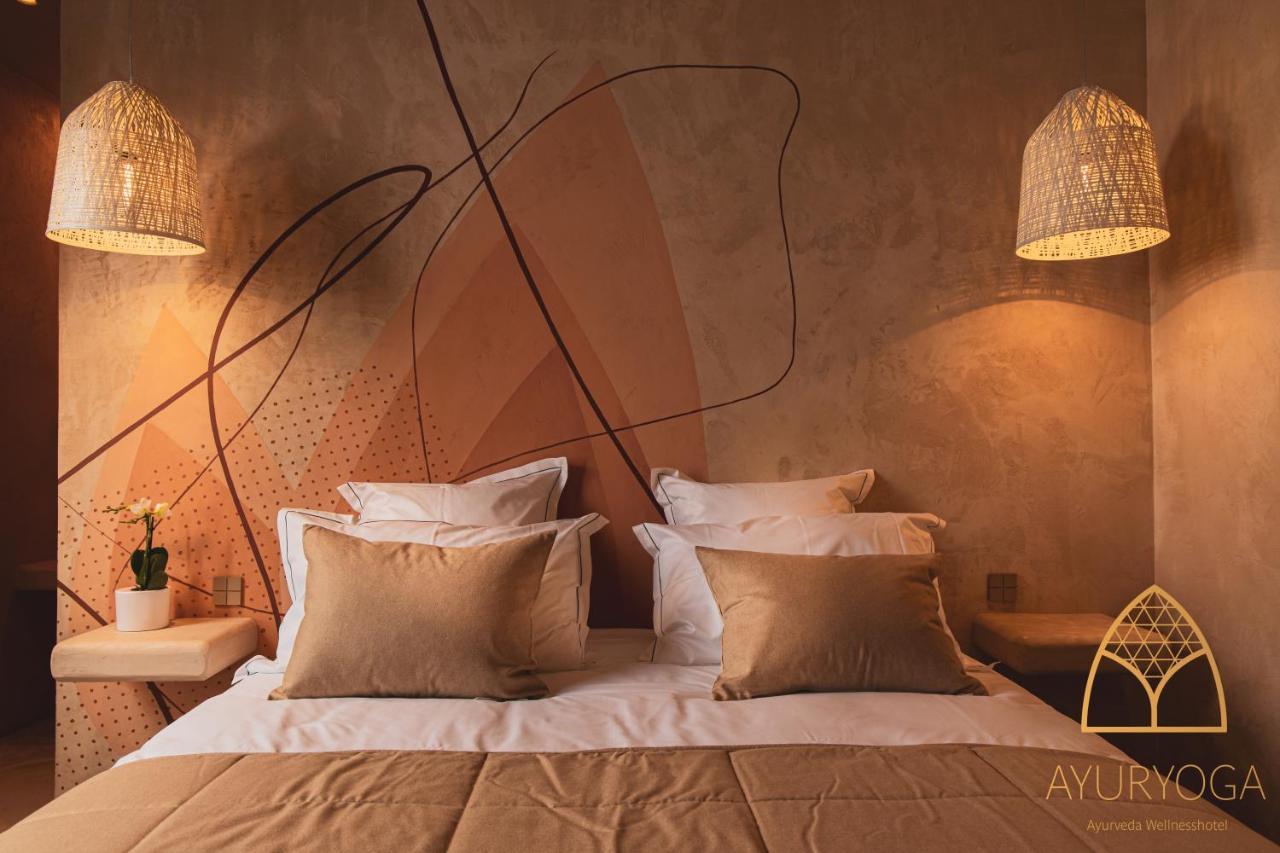 Ayuryoga Wellnesshotel Petegem Bagian luar foto